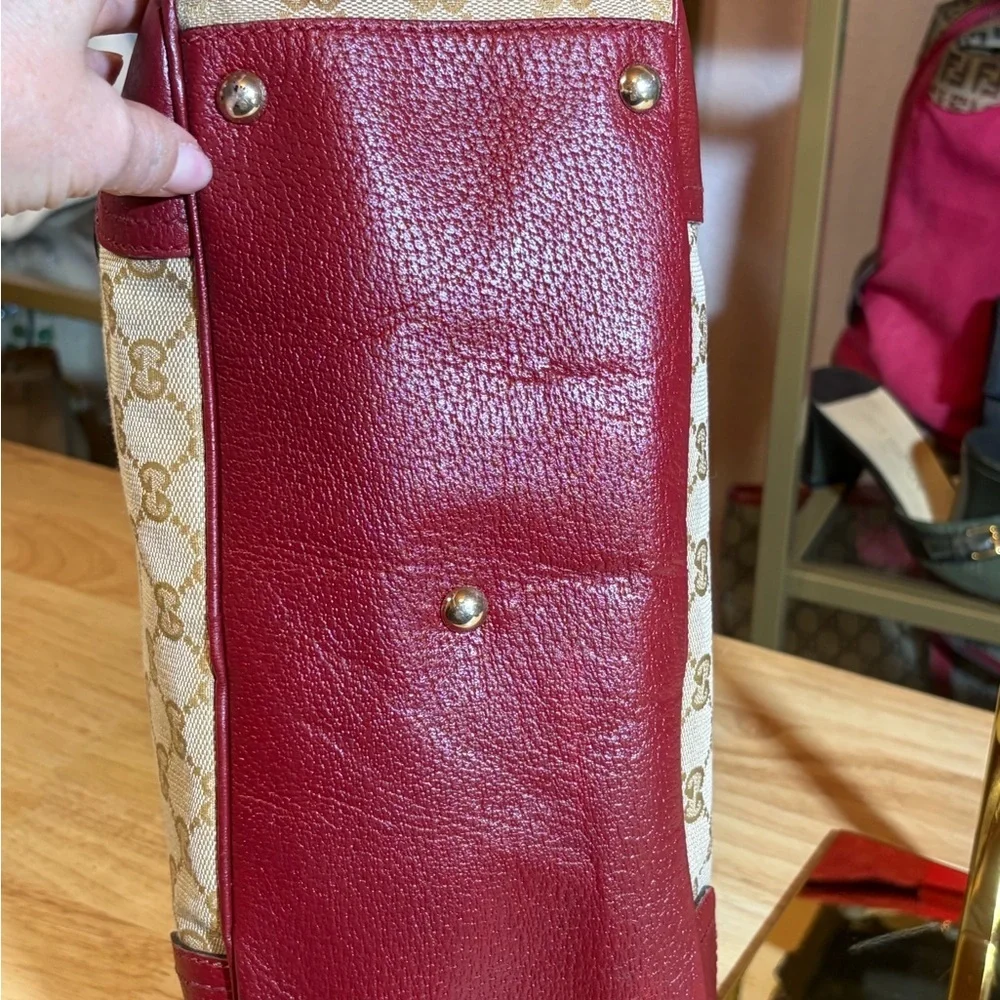 Gucci Princy Shoulder Bag - Picture 6 of 13